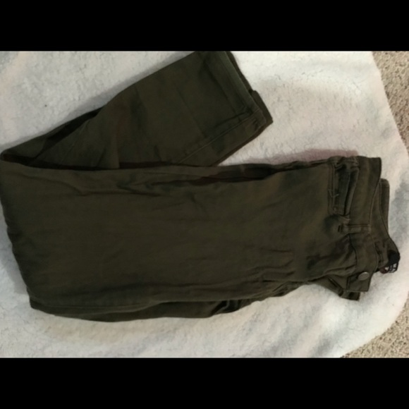 Size 7 green skinny jeans - Picture 1 of 3